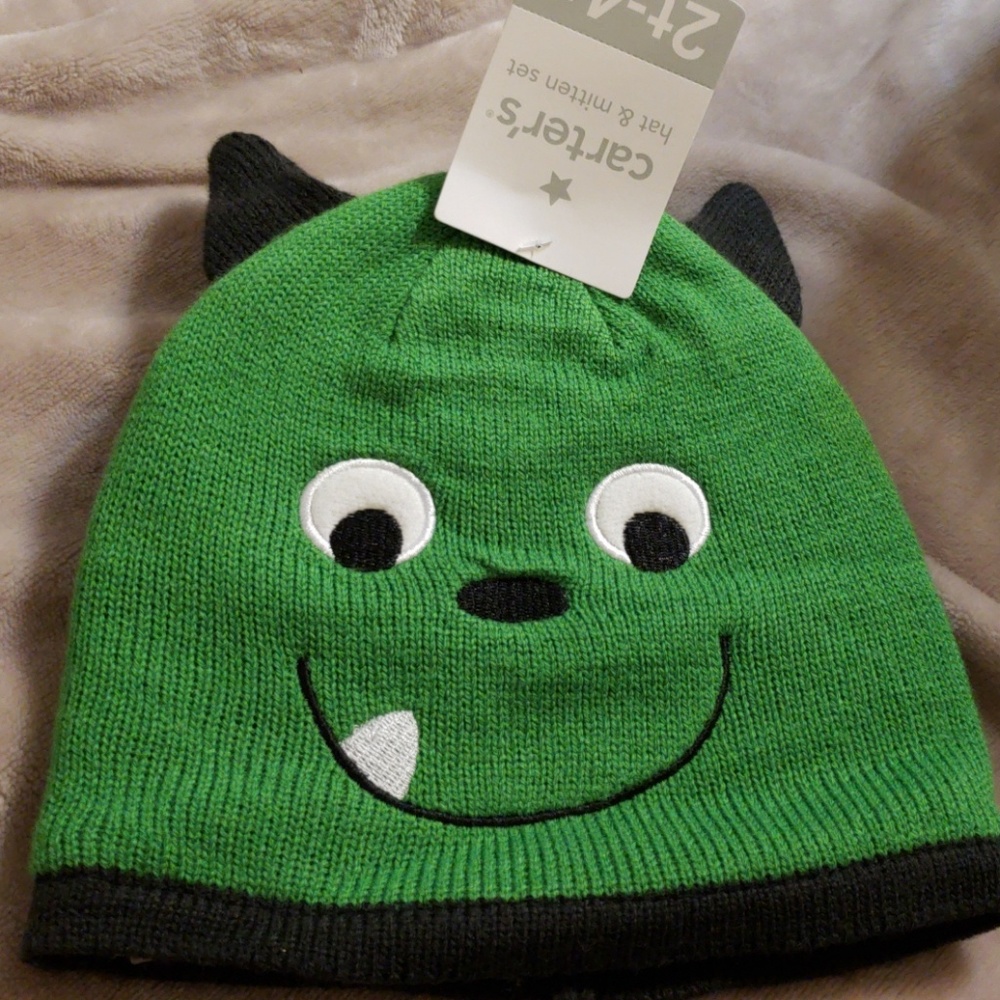 Hat & mittens set